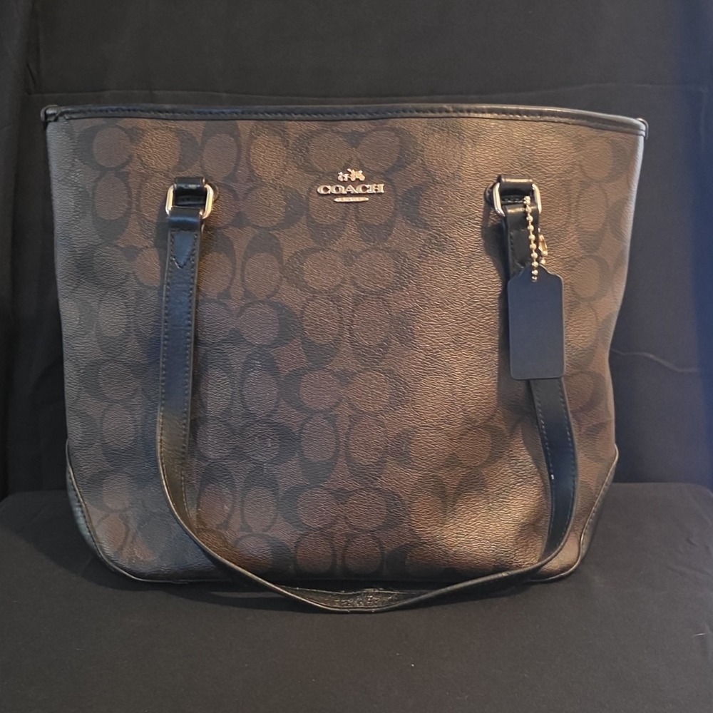 Coach Signature Brown Black Tote Shoulder Bag with Logo,‎ Zipper, Tag